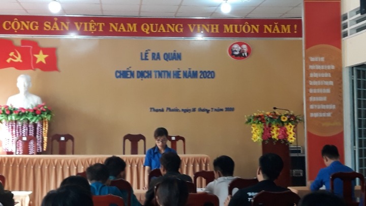 Đoàn xã Thạnh Phước tổ chức ra quân chiến dịch TNTN hè năm 2020