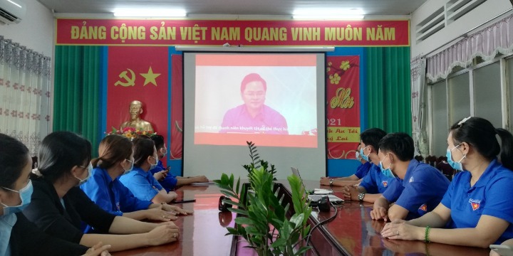 Đoàn cơ sở Trung tâm Y tế tham gia buổi livestream đối thoại với Bí thư thứ nhất Ban Chấp hành Trung ương Đoàn TNCS Hồ Chí Minh năm 2021