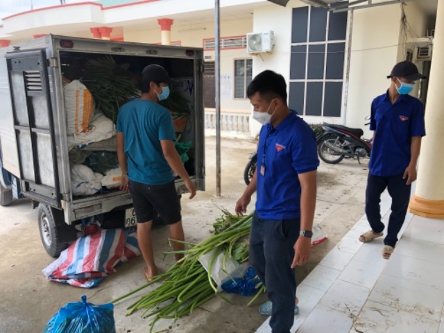 Ngọc Thành, vận động hỗ trợ chuyến xe tình nguyện.