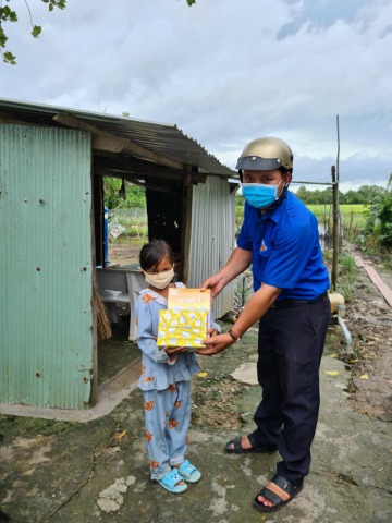 Uỷ ban Hội LHTN Thị trấn Chung tay thực hiện 