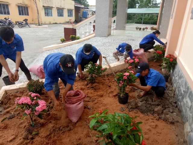 Bàn Thạch Ra quân Thứ bảy tình nguyện, ngày chủ nhật xanh trong tháng chiến dịch tình nguyện hè năm 2022