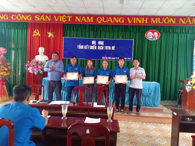 Tổng kết chiến dịch Thanh niên tình nguyện Hè xã Bàn Tân Định năm 2022