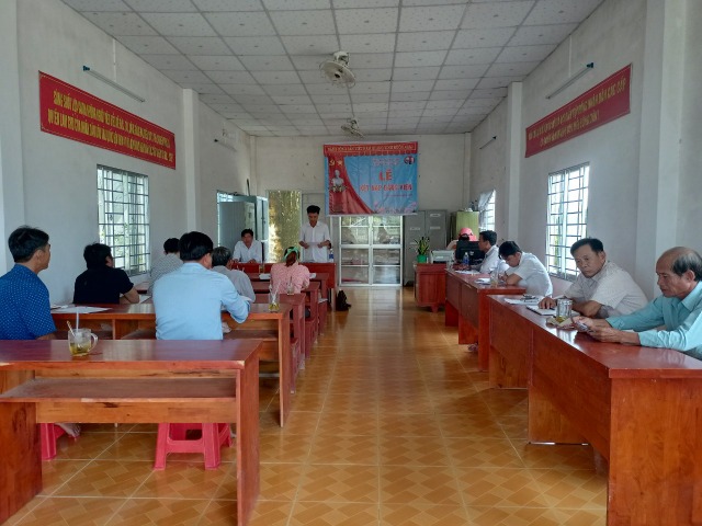 Đoàn viên ưu tú xã Hòa Hưng được kết nạp vào Đảng cộng sản Việt nam