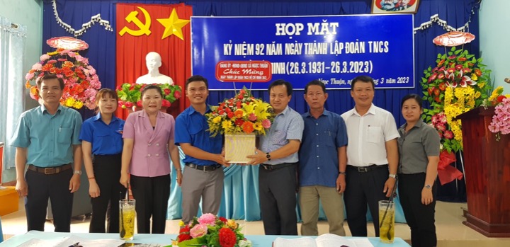 Ngọc Thuận tổ chức họp mặt kỷ niệm 92 năm ngày thành lập Đoàn TNCS Hồ Chí Minh (26/3/1931-26/3/2023)