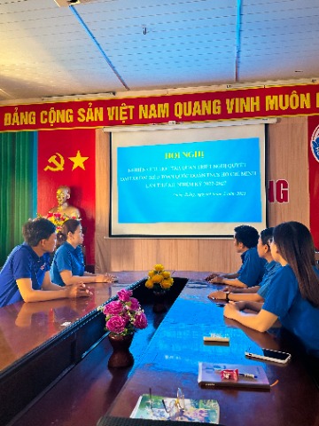 Đoàn cơ sở TTYT tổ chức Hội nghị trực tuyến, Nghiên cứu, học tập, quán triệt Nghị quyết