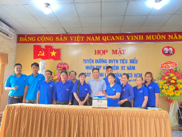 BCH Đoàn xã Thạnh Phước tổ chức họp mặt kỷ niệm 92 năm Ngày thành lập Đoàn TNCS Hồ Chí Minh (26/3/1931 – 26/3/2023)