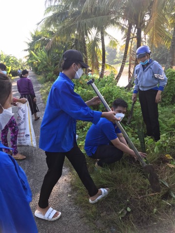 Bàn Tân Định tổ chức ra quân Ngày hoạt động cao điểm tình nguyện chung tay xây dựng nông thôn mới năm 2023