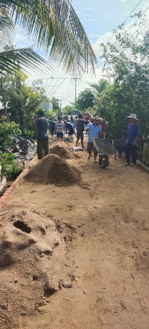 Đoàn Viên, Thanh Niên Xã Thạnh Hưng Tham gia sửa chữa đường giao thông nông thôn kinh Lung Sen, ấp Thạnh Tân