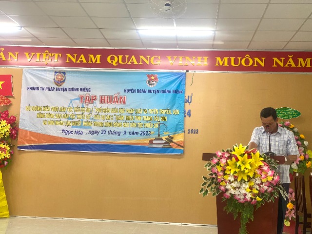 Xã đoàn Ngọc Hòa, phối hợp với UBND xã kết hợp cùng Phòng tư pháp huyện, huyện đoàn tổ chức tuyên truyền phổ biến giáo dục Pháp luật cho đồng bào dân tộc thiểu số năm 2023.