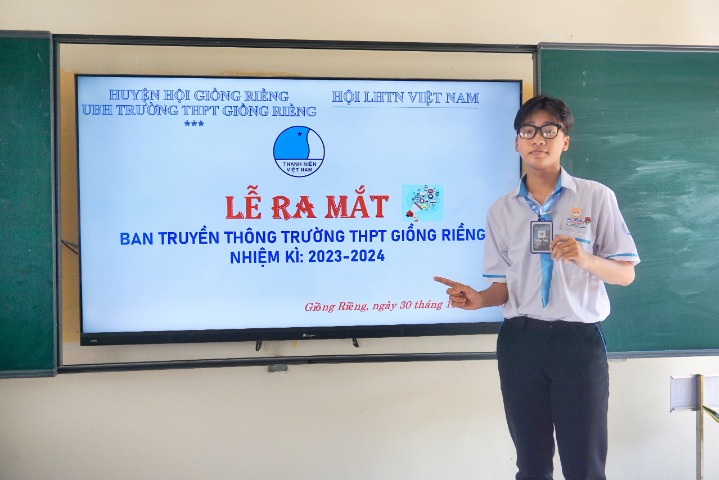 UBH trường THPT Giồng Riềng ra mắt thêm 1 câu lạc bộ cho thanh niên