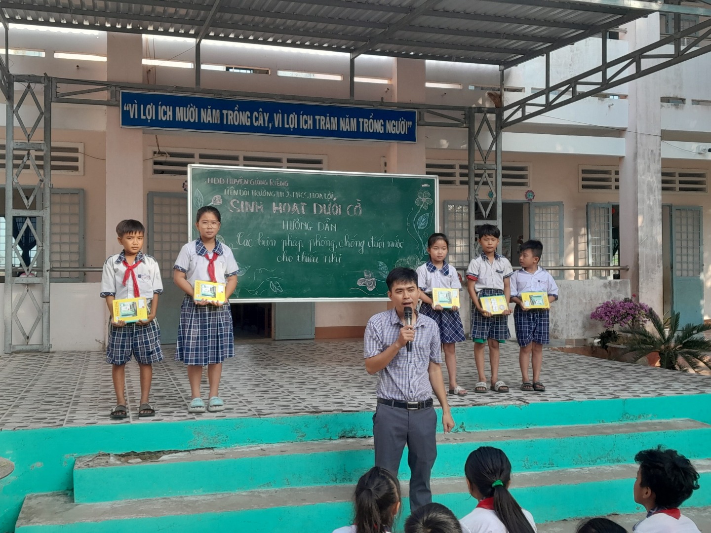 HÒA LỢI TUYÊN TRUYỀN PHÒNG CHỐNG ĐUỐI NƯỚC VÀ TUYÊN TRUYỀN BIÊN GIỚI, BIỂN ĐẢO