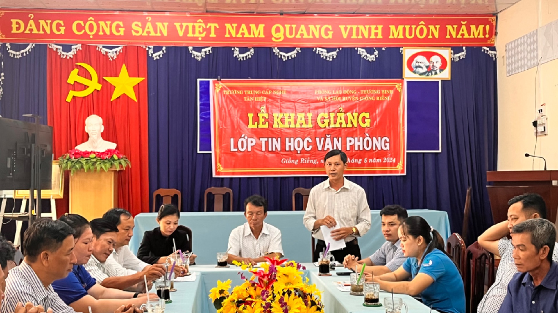 NGỌC THÀNH, KHAI GIẢNG LỚP NGHỀ “TIN HỌC VĂN PHÒNG”